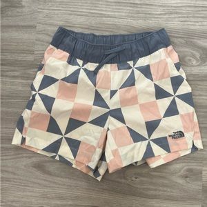 North face board shorts women